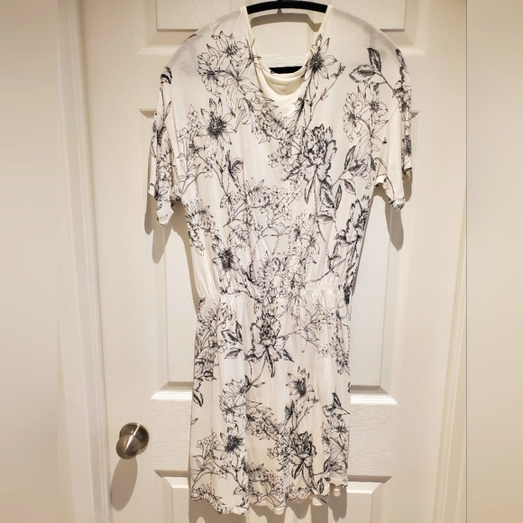 H&M summer dress - Picture 3 of 7